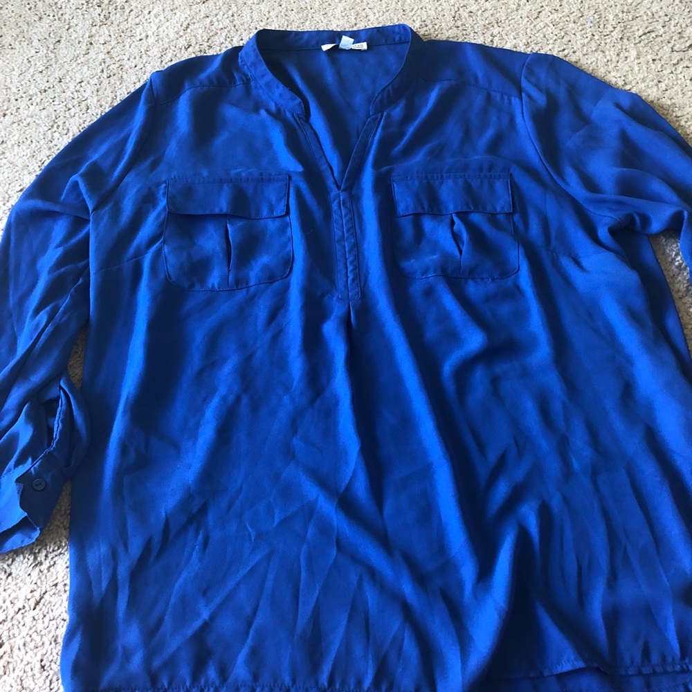 Gorgeous notations blue blouse